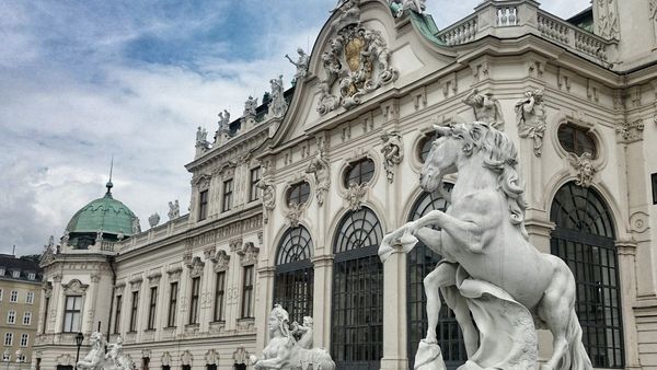 Le-palais-de-Vienne.jpg